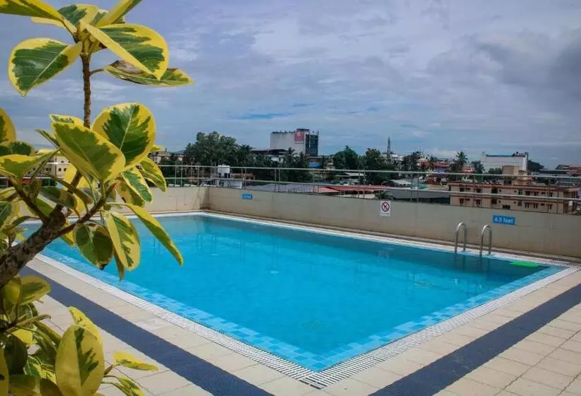 Fotos del hotel Classic Sarovar Portico Trivandrum:  2