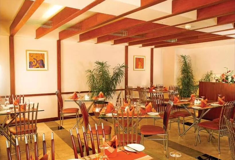 Fotos del hotel Classic Sarovar Portico Trivandrum:  4