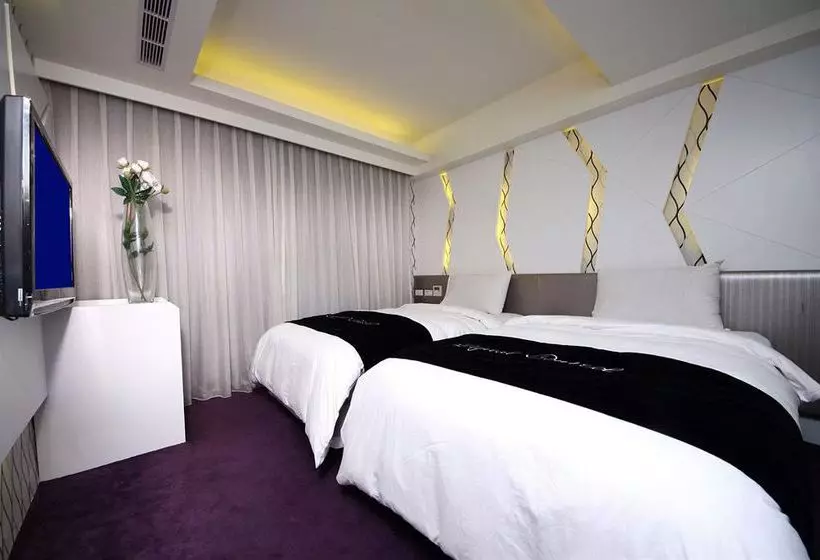 Fotos del hotel The Longstay:  14