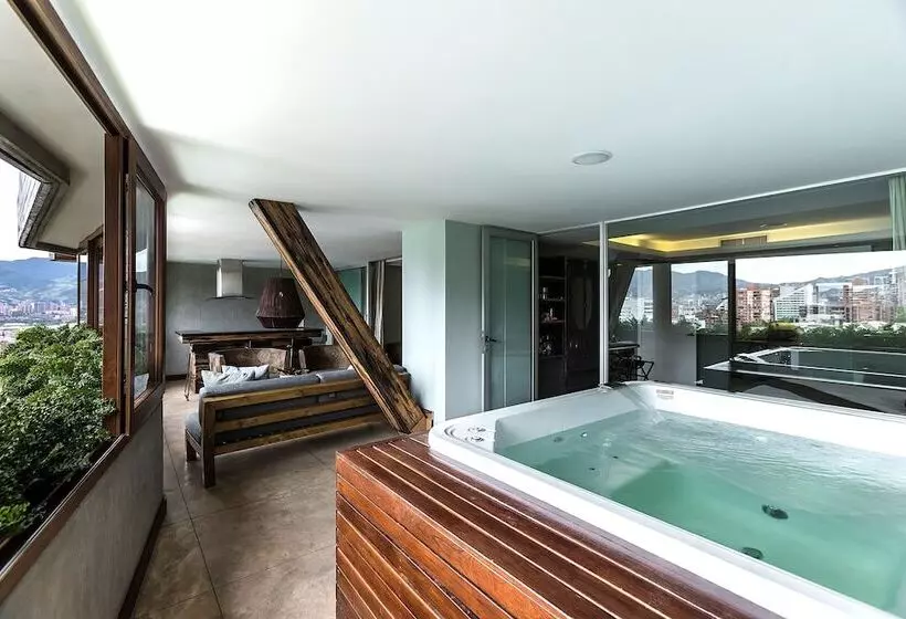 Fotos del hotel The Charlee:  2