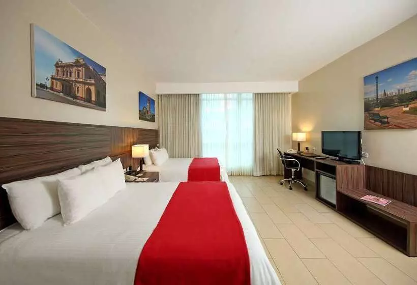 Fotos del hotel Victoria  And Suites Panama:  15