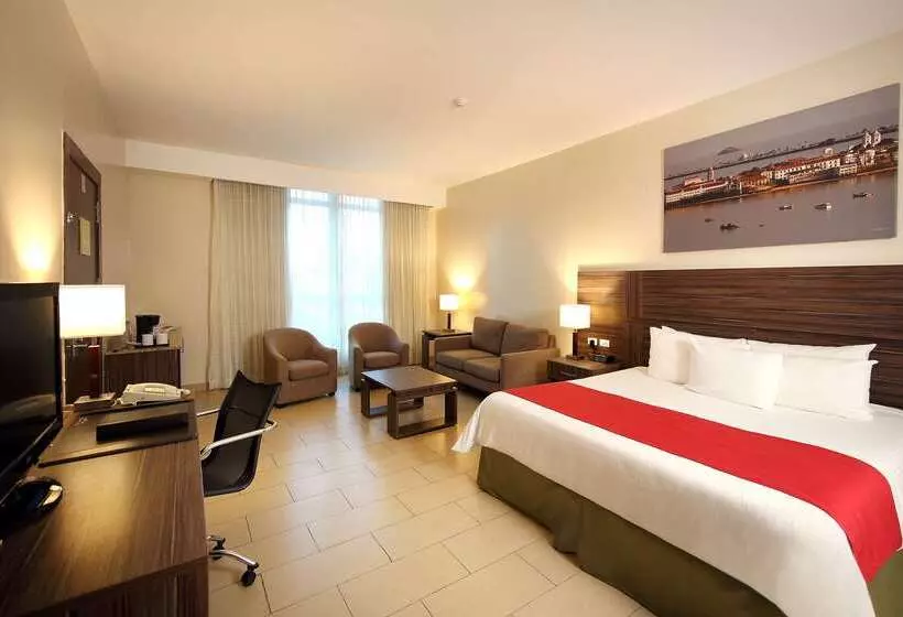 Victoria  And Suites Panama