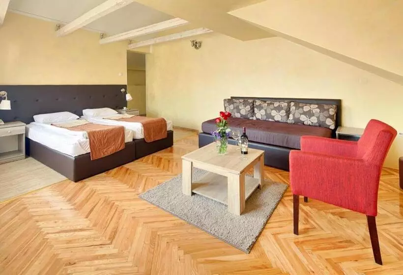 Fotos del hotel Fontana:  8