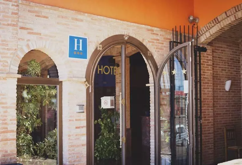 Fotos del hotel Restaurante La Bodega:  8