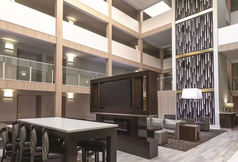 Fotos del hotel La Quinta By Wyndham Atlanta Airport South:  7