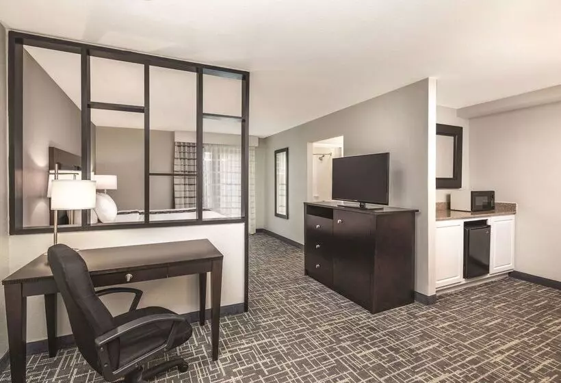 Fotos del hotel La Quinta By Wyndham Atlanta Airport South:  21