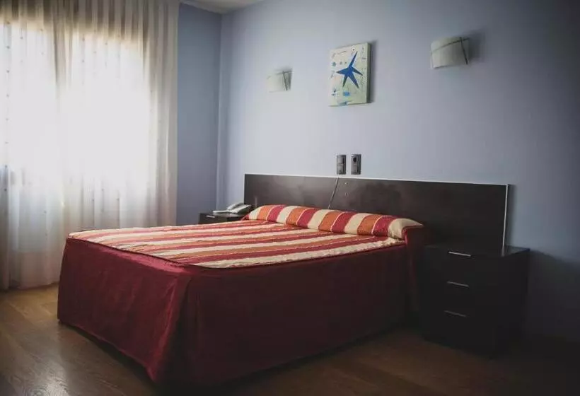Fotos del hotel Restaurante La Bodega:  2
