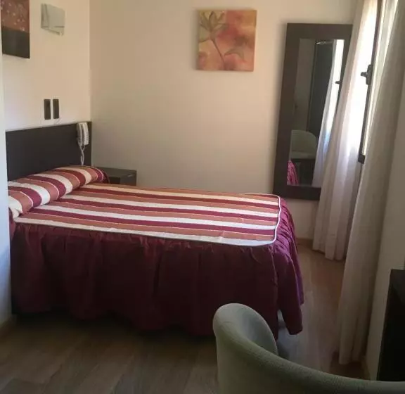 Fotos del hotel Restaurante La Bodega:  22