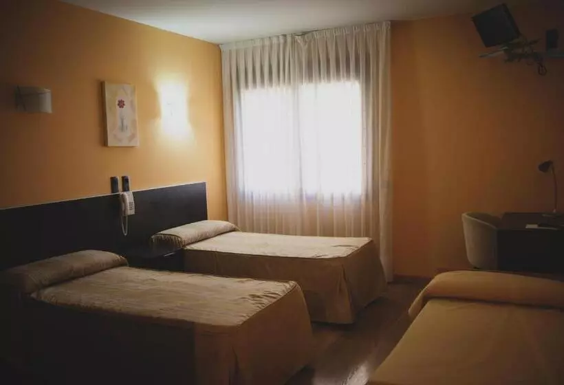 Fotos del hotel Restaurante La Bodega:  15