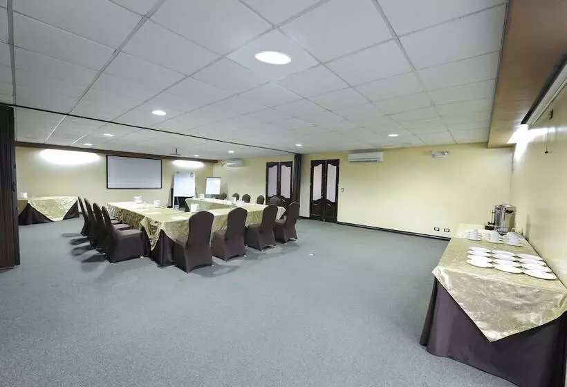 Fotos del hotel Hotel Robledal:  11