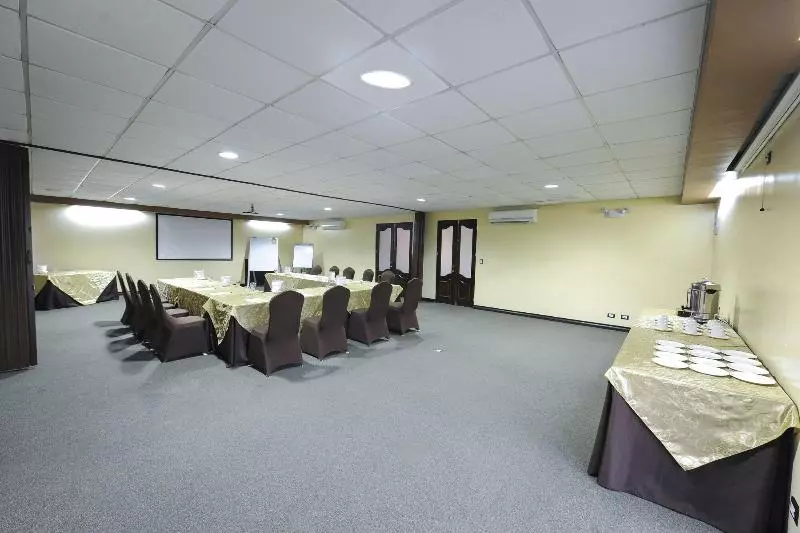 Fotos del hotel Hotel Robledal:  7