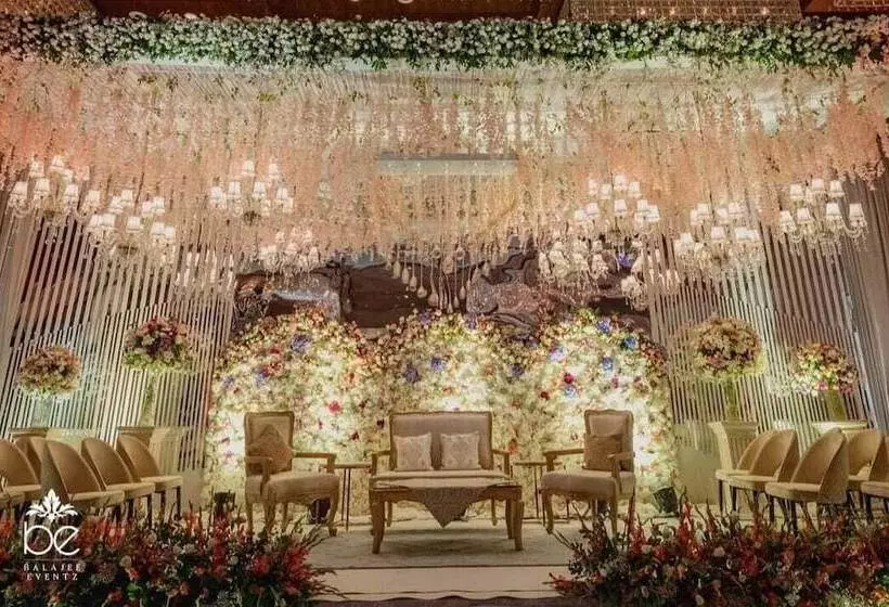 Fotos del hotel Mapple Emerald New Delhi:  15