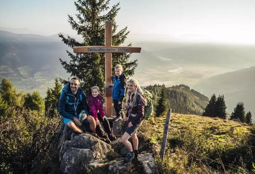 Fotos del hotel Alpenparks Hotel & Apartment Central Zell Am See:  8