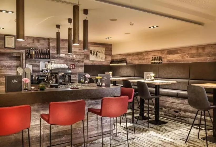 Fotos del hotel Alpenparks Hotel & Apartment Central Zell Am See:  5