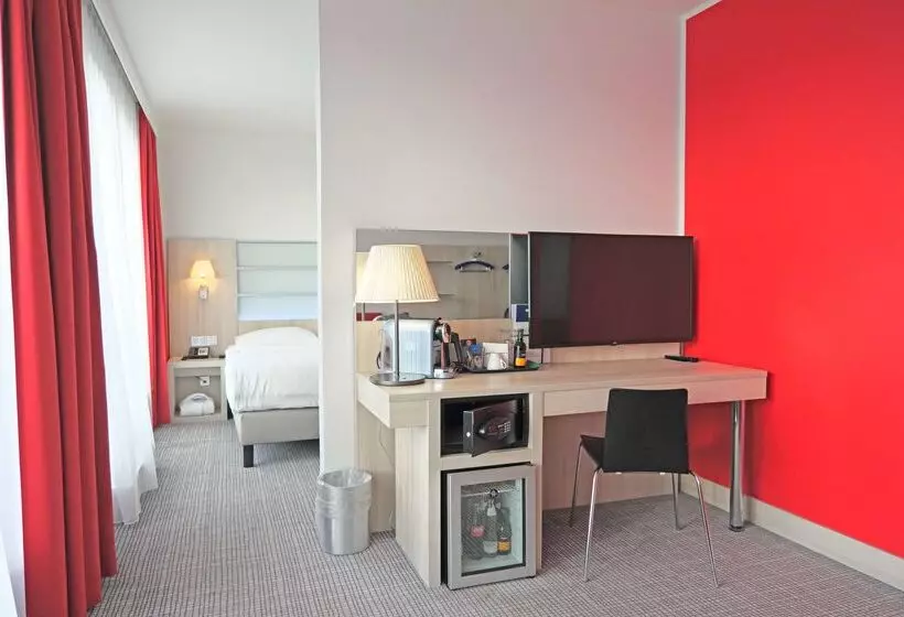 Fotos del hotel Park Inn By Radisson Linz:  11