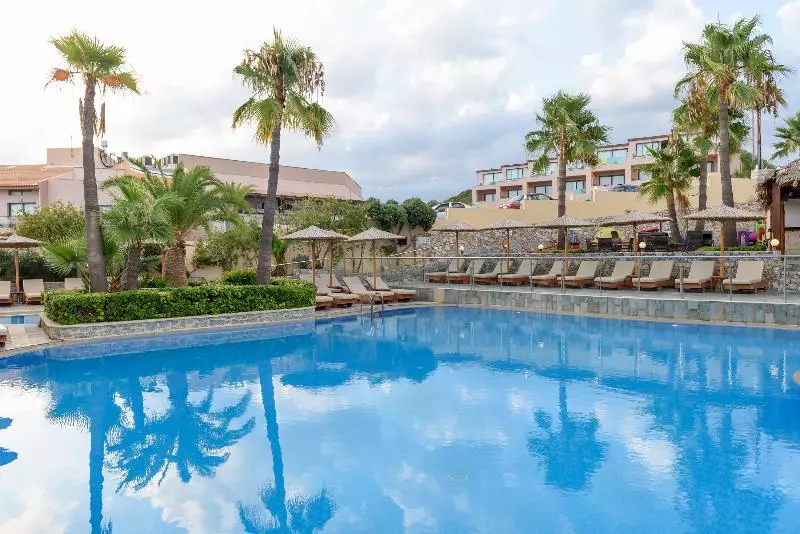 Fotos del hotel Theo:  8