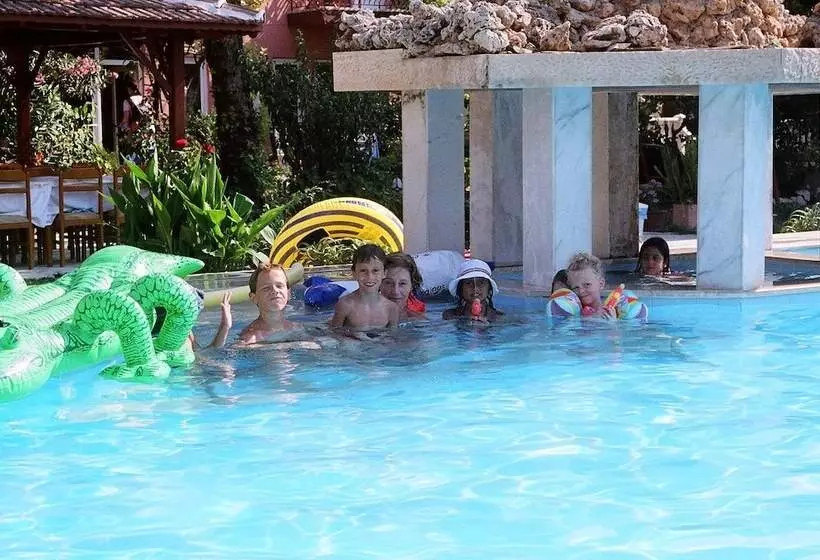 Fotos del hotel Truva:  15