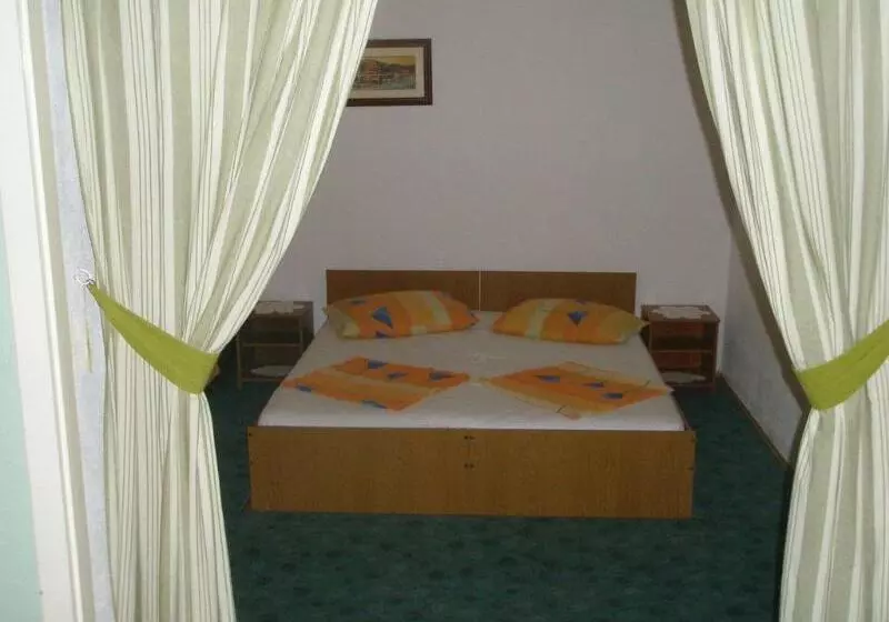 Fotos del hotel Vila Angela:  1