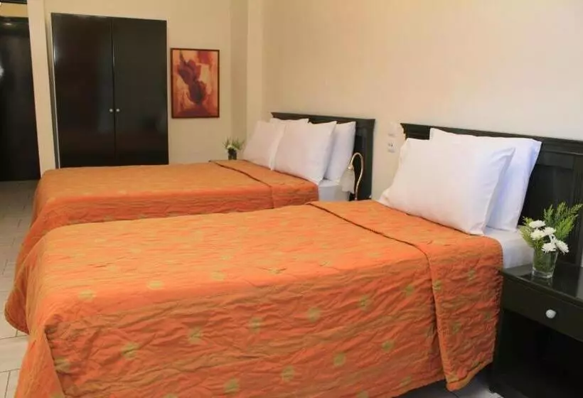 Fotos del hotel Famissi Eden:  3