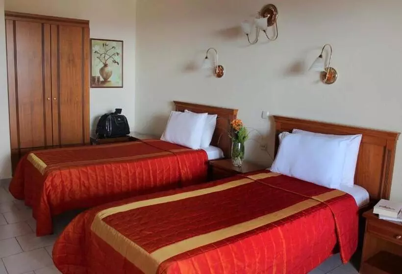 Fotos del hotel Famissi Eden:  15