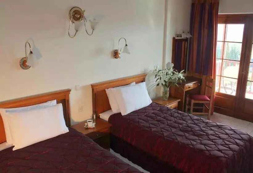 Fotos del hotel Famissi Eden:  11