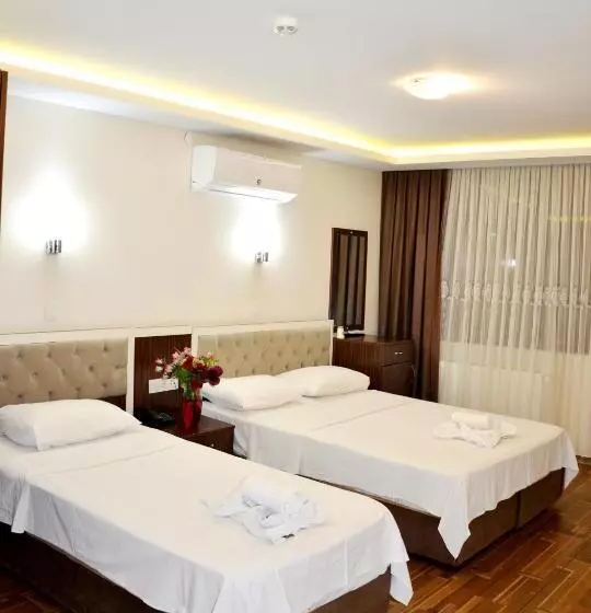 Fotos del hotel Grand Mark:  14