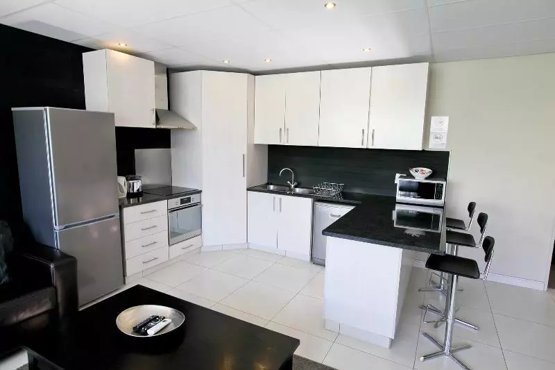 Hillside Executive Accommodation Maerua Mall
