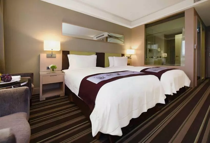 Fullon Hotel Taipei, East