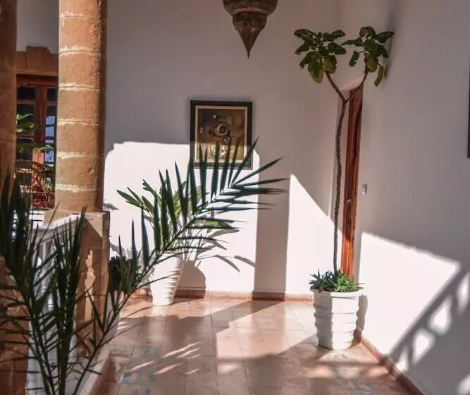 Fotos del hotel Palais Des Remparts:  9