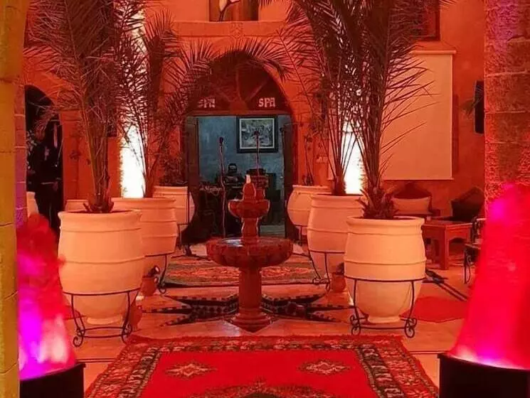 Fotos del hotel Palais Des Remparts:  2