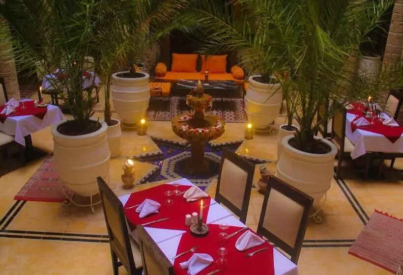 Fotos del hotel Palais Des Remparts:  4