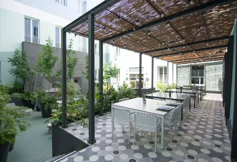 Fotos del hotel Petit Palace Santa Bárbara:  10