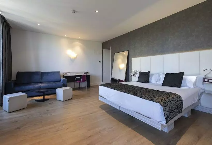 Fotos del hotel Petit Palace Santa Bárbara:  23