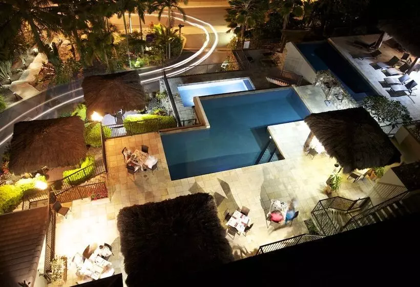 Fotos del hotel At Water's Edge Resort:  6