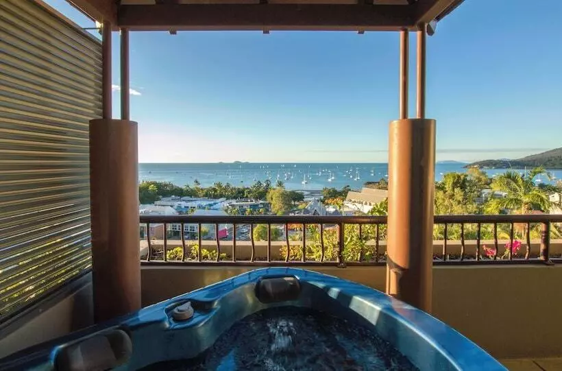 Fotos del hotel At Water's Edge Resort:  19