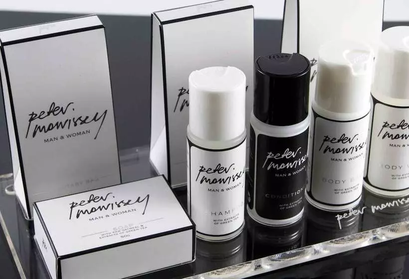 Fotos del hotel At Water's Edge Resort:  23