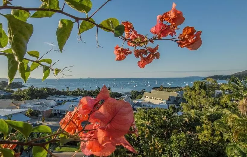 Fotos del hotel At Water's Edge Resort:  20