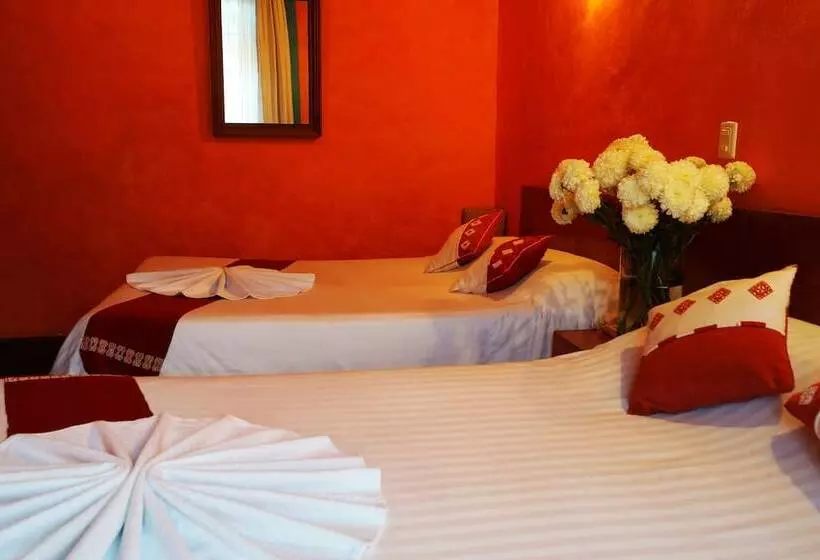 Fotos del hotel Capital O Posada El Paraíso:  10