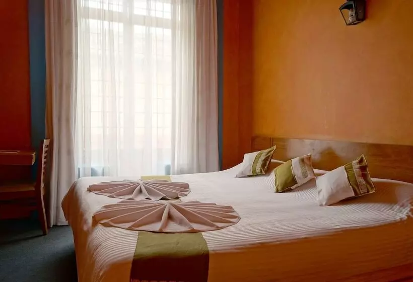 Fotos del hotel Capital O Posada El Paraíso:  6