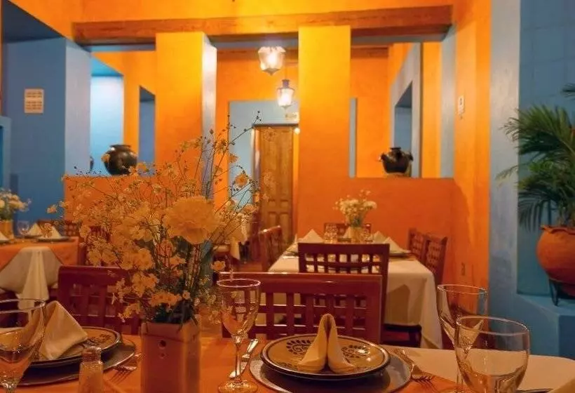 Fotos del hotel Capital O Posada El Paraíso:  2