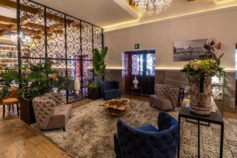 Fotos del hotel Royalty:  12