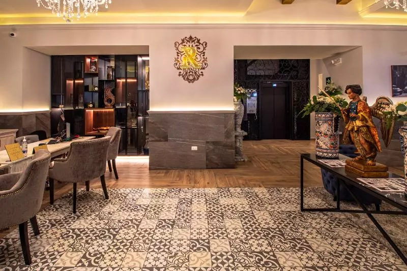 Fotos del hotel Royalty:  16