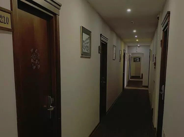 Fotos del hotel Old Metekhi:  8