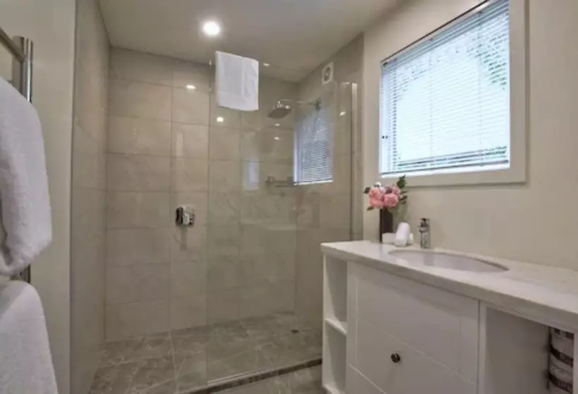 Fotos del hotel Queenstown House Boutique Hotel & Apartments:  6