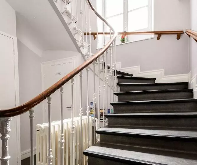 Fotos del hotel Hotel Anjou:  2