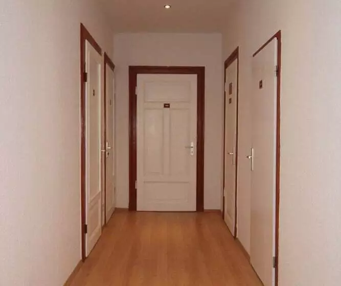 Fotos del hotel Space Hotel Im Campus Der Jvp Schule:  16