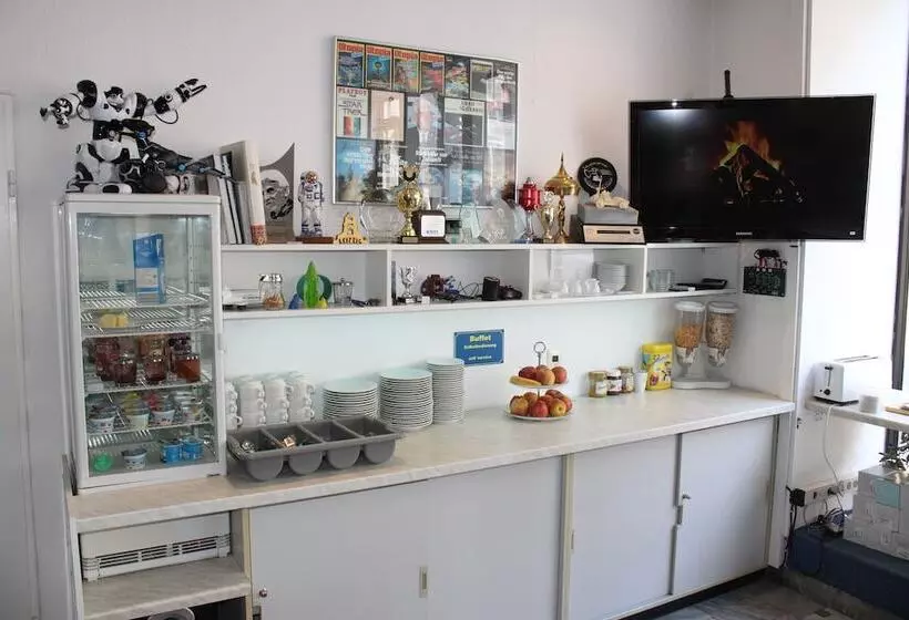 Fotos del hotel Space Hotel Im Campus Der Jvp Schule:  5