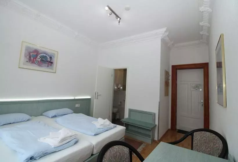 Fotos del hotel Space Hotel Im Campus Der Jvp Schule:  2