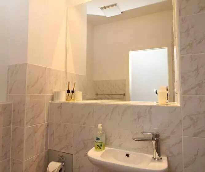 Fotos del hotel Space Hotel Im Campus Der Jvp Schule:  24