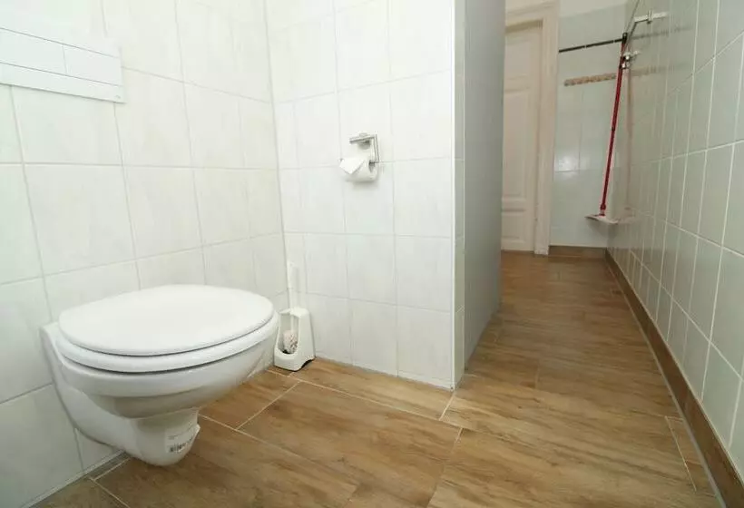 Fotos del hotel Space Hotel Im Campus Der Jvp Schule:  13